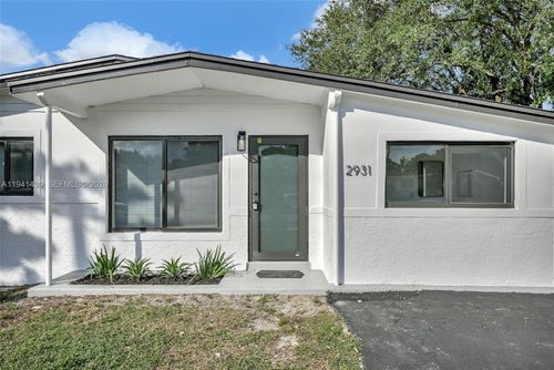 2931 Nw 190th St, Miami Gardens, FL, 33056-3147 | Card Image
