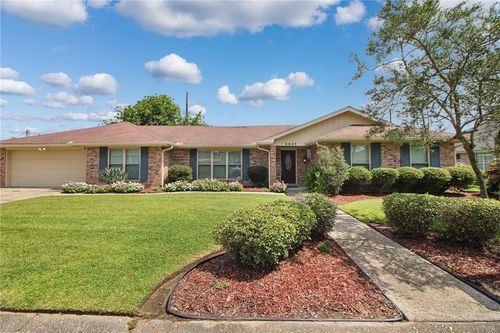 2545 Kismet St, Marrero, LA, 70072-5452 | Card Image