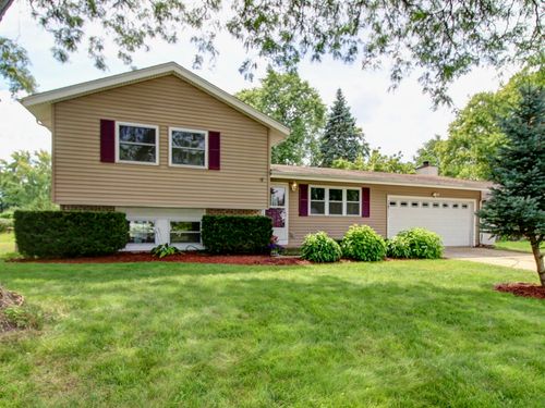30W111 Glenhurst Ct, Warrenville, IL, 60555-1222 | Card Image