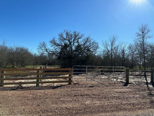 8307 Jeddo Road, Waelder, TX, 78959 | Card Image