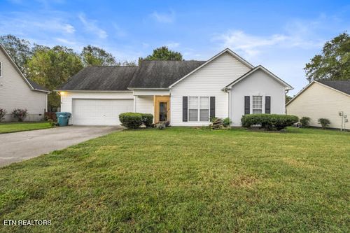 909 Whitesburg Dr, Knoxville, TN, 37918-8960 | Card Image