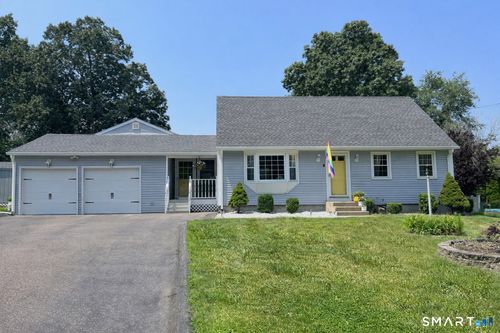 137 Yantic Ln, Norwich, CT, 06360-1455 | Card Image