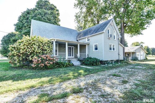 310 W North St, Morrisonville, IL, 62546-6751 | Card Image