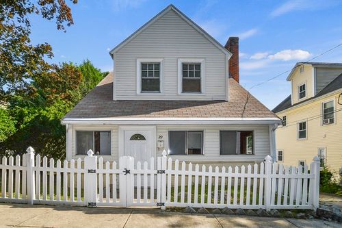 29 Cowing St, West Roxbury, MA, 02132 | Card Image