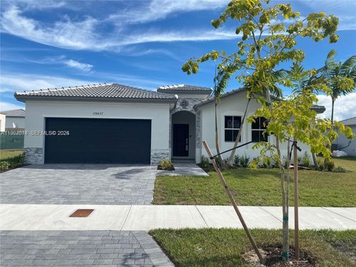 0-28857 Sw 163rd Ct, Homestead, FL, 33033-4114 | Card Image