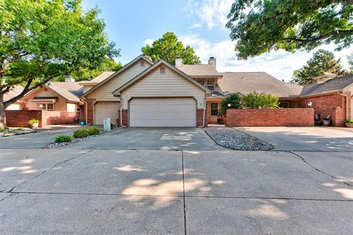 11819 Red Oak Way, Oklahoma City, OK, 73162-3228 | Card Image