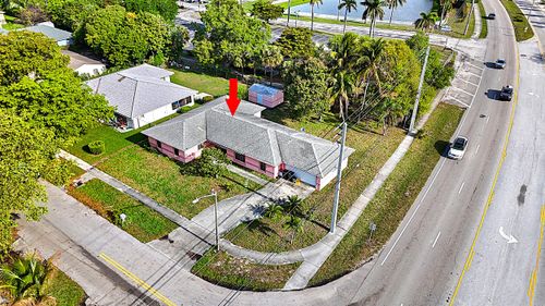 1301 N Mangonia Dr, West Palm Beach, FL, 33401-2422 | Card Image
