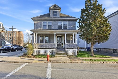124 Mill St, New Bedford, MA, 02740-5135 | Card Image