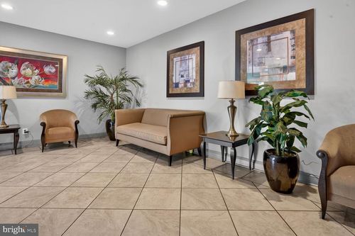 419-5601 Parker House Ter, HYATTSVILLE, MD, 20782-2290 | Card Image