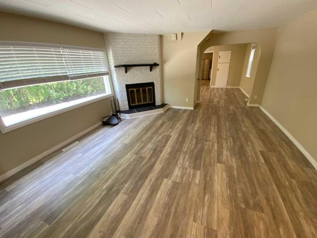 409 Main Street, House other with 2 bedrooms, 2 bathrooms and 6 parking in Trochu AB | Image 5