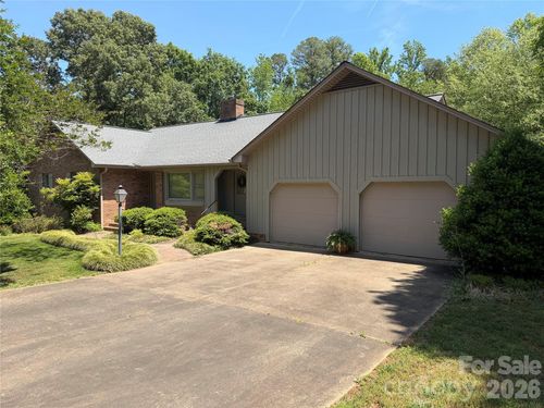 605 Queens Road, Cherryville, NC, 28021 | Card Image