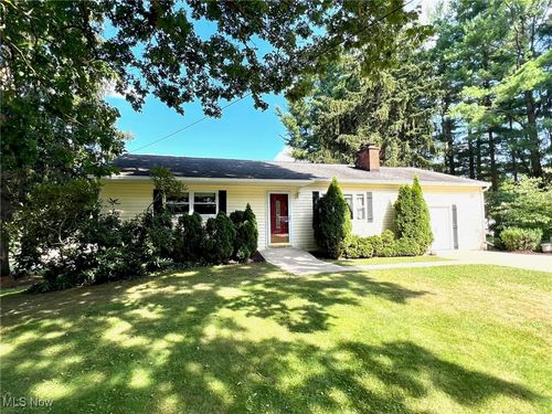 11193 Kile Rd, Chardon, OH, 44024-9511 | Card Image