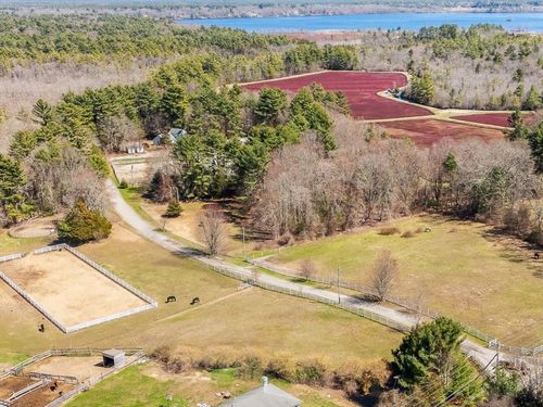 714 Snipatuit Rd, Rochester, MA, 02770-1846 | Card Image