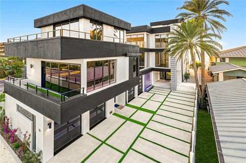 70 Gulf Blvd, INDIAN ROCKS BEACH, FL, 33785-3910 | Card Image