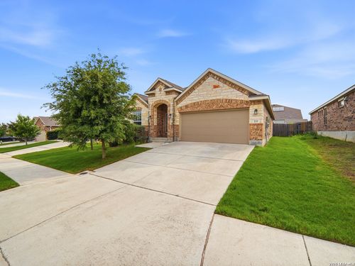 233 Holland Park, Schertz, TX, 78108-3829 | Card Image
