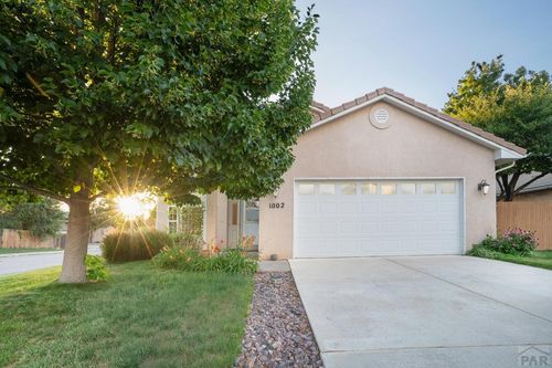 1002 Cedarcrest Dr, Pueblo, CO, 81005-1597 | Card Image