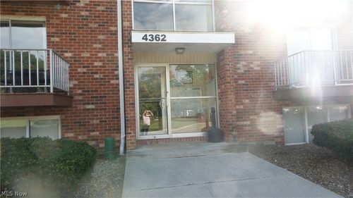 a11-4362 Inner Circle Dr, Brunswick, OH, 44212-2860 | Card Image