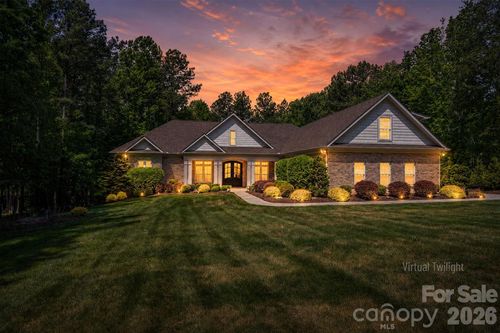 6627 Harbor Oaks Dr, Denver, NC, 28037-9305 | Card Image