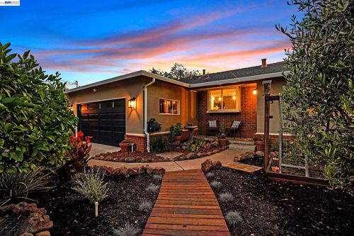 325 Polk Way, Livermore, CA, 94550-3441 | Card Image