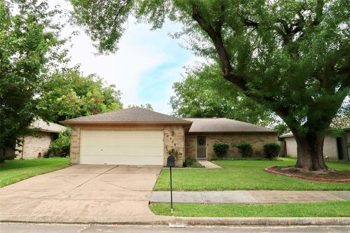 10339 Gulfstream Ln, Sugar Land, TX, 77498-1576 | Card Image