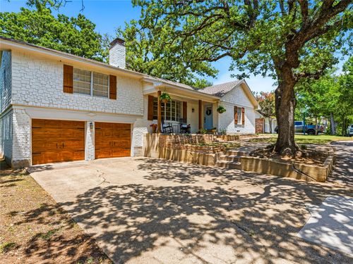109 Oaktree Dr, Highland Village, TX, 75077-6751 | Card Image