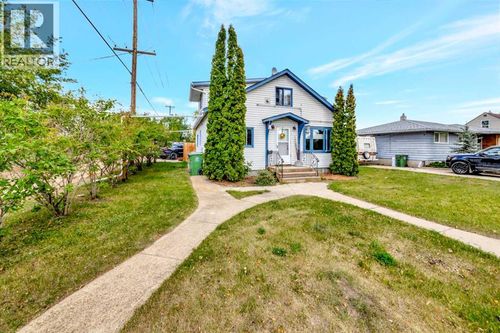 4828 42 St, Lloydminster, SK, S9V0E2 | Card Image