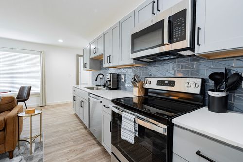 102-601 N Ewing Avenue, Dallas, TX, 75203 | Card Image