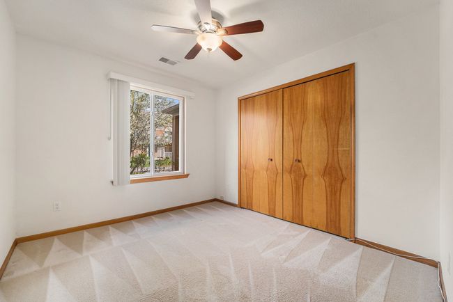 382 Marigold Cir, Condo with 2 bedrooms, 2 bathrooms and null parking in Westland MI | Image 14