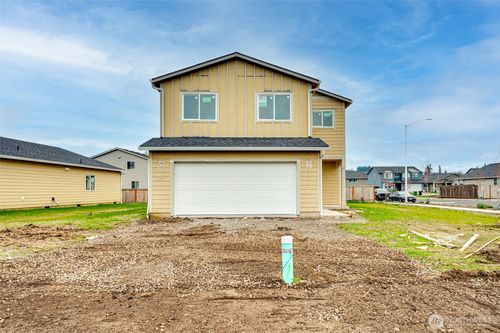 2002 Henderson Way, Longview, WA, 98632-2982 | Card Image