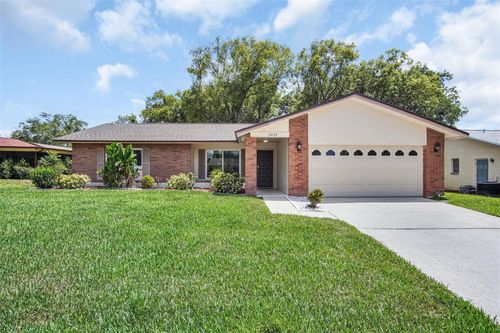 2472 Malcolm Dr, Palm Harbor, FL, 34684-1825 | Card Image