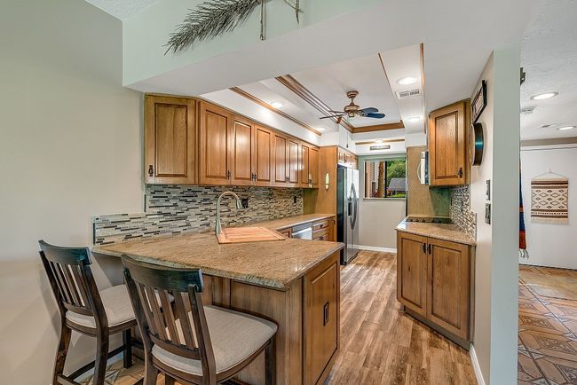 APT-106 - 6165 S Mirror Lake Dr, House attached with 3 bedrooms, 2 bathrooms and null parking in Sebastian FL | Image 4
