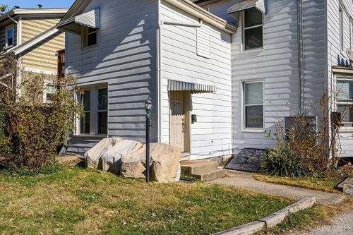 5651 Ridge Ave, Cincinnati, OH, 45213-2468 | Card Image