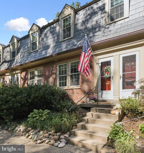 unit-252-1415 S Barton St, ARLINGTON, VA, 22204-4842 | Card Image