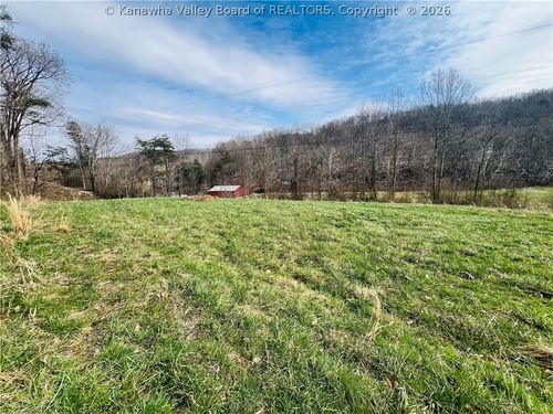 7898 Garfield Rd, Le Roy, WV, 25252-7525 | Card Image