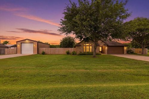16210 Bluebird St, Santa Fe, TX, 77517-2141 | Card Image
