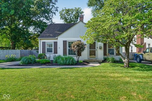 2417 Baur Dr, Indianapolis, IN, 46220-2828 | Card Image