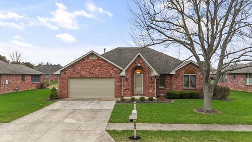 1027 Plum St, Brownsburg, IN, 46112-7982 | Card Image