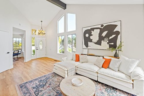 5001 Lakeview Cir, Fairfield, CA, 94534-7434 | Card Image