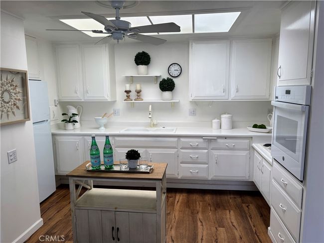 Super Bright Kitchen With Large Skylight | Image 9