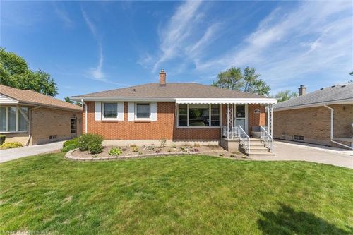 420 Watson Ave, Windsor, ON, N8S3S6 | Card Image