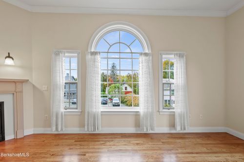 apt-2b-46 Housatonic St, Lenox, MA, 01240-2655 | Card Image