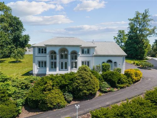 236 Lakewood Rd, Greensburg, PA, 15601-9750 | Card Image