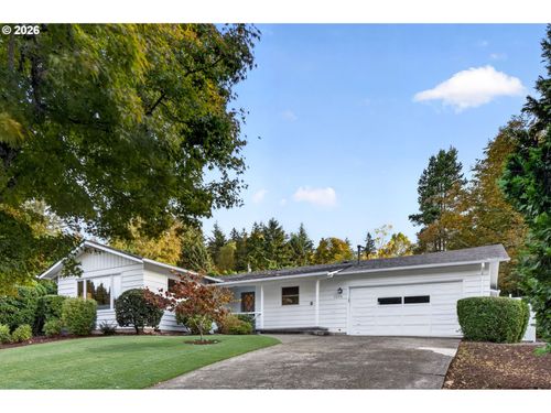 1538 Pine St, LakeOswego, OR, 97034 | Card Image