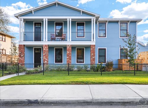 bldg-20-311 E Evergreen St, San Antonio, TX, 78212-4779 | Card Image