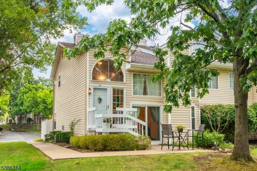 34 Fieldstone Rd, Bedminster, NJ, 07921-1427 | Card Image