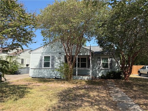 802 Indiana Ave, Corpus Christi, TX, 78404-2817 | Card Image