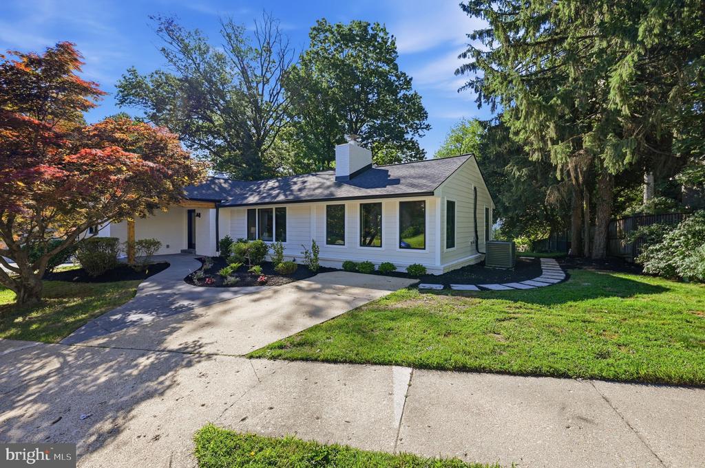 Residential in ARLINGTON 3