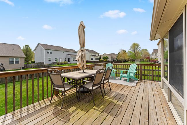 8853 Hickory View St, House other with 5 bedrooms, 3 bathrooms and null parking in Canal Winchester OH | Image 67