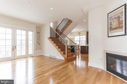 133 Salter St, PHILADELPHIA, PA, 19147-4262 | Card Image