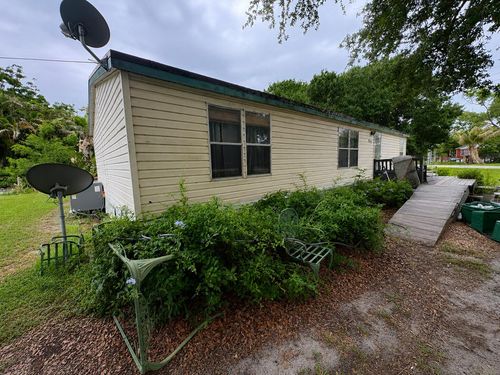 901 Shane Street, Clewiston, FL, 33440 | Card Image